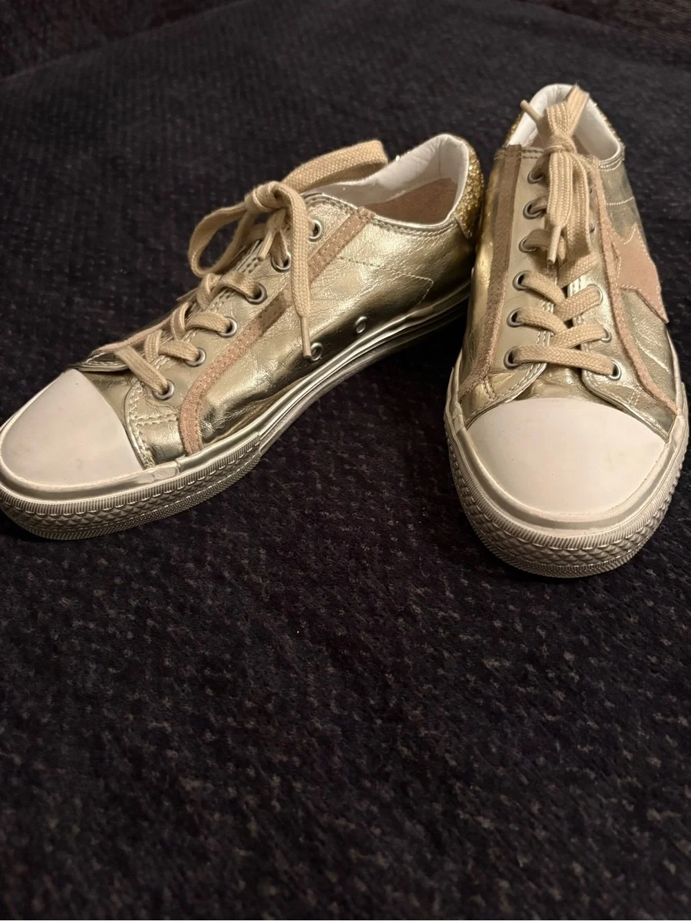 Vintage Havana Women’s Gold Leather Fashion Sneakers